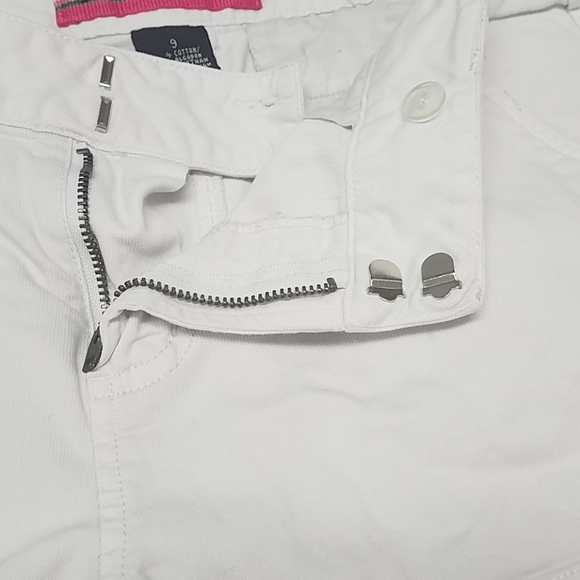 White summer shorts - Picture 4 of 6